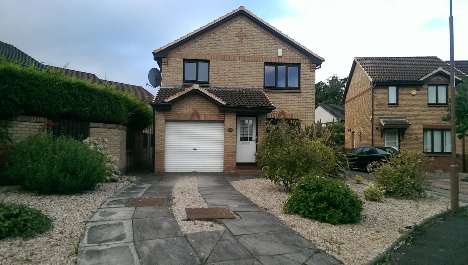 View property for rent Carnbee Avenue, Edinburgh