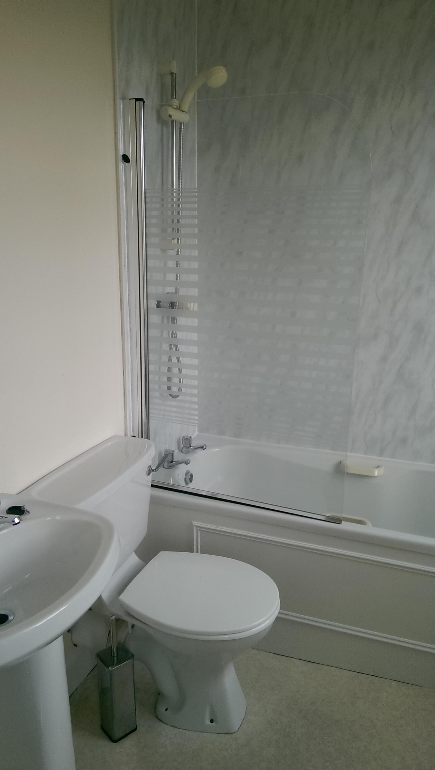 Ensuite Right