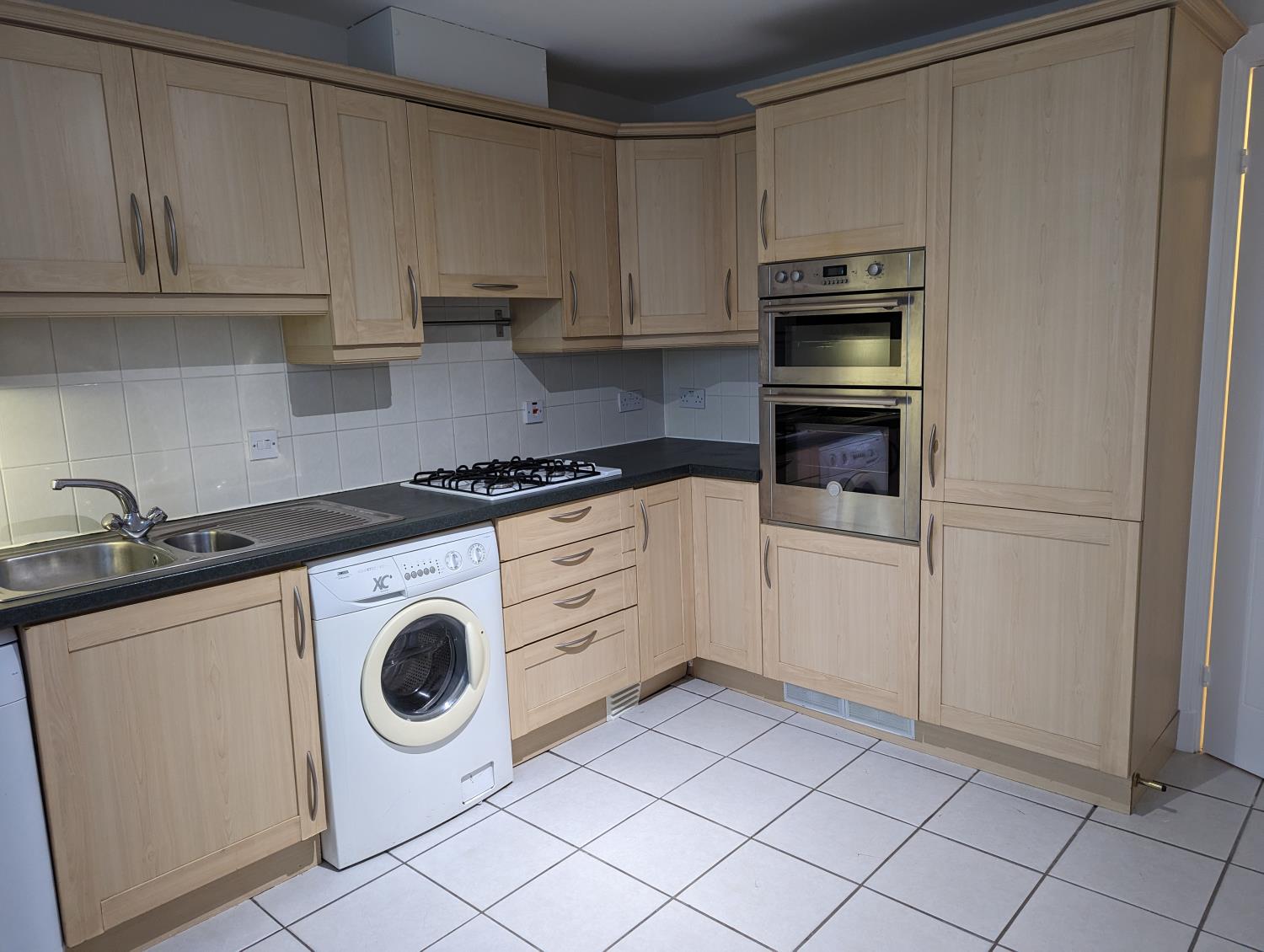 Kitchen 4