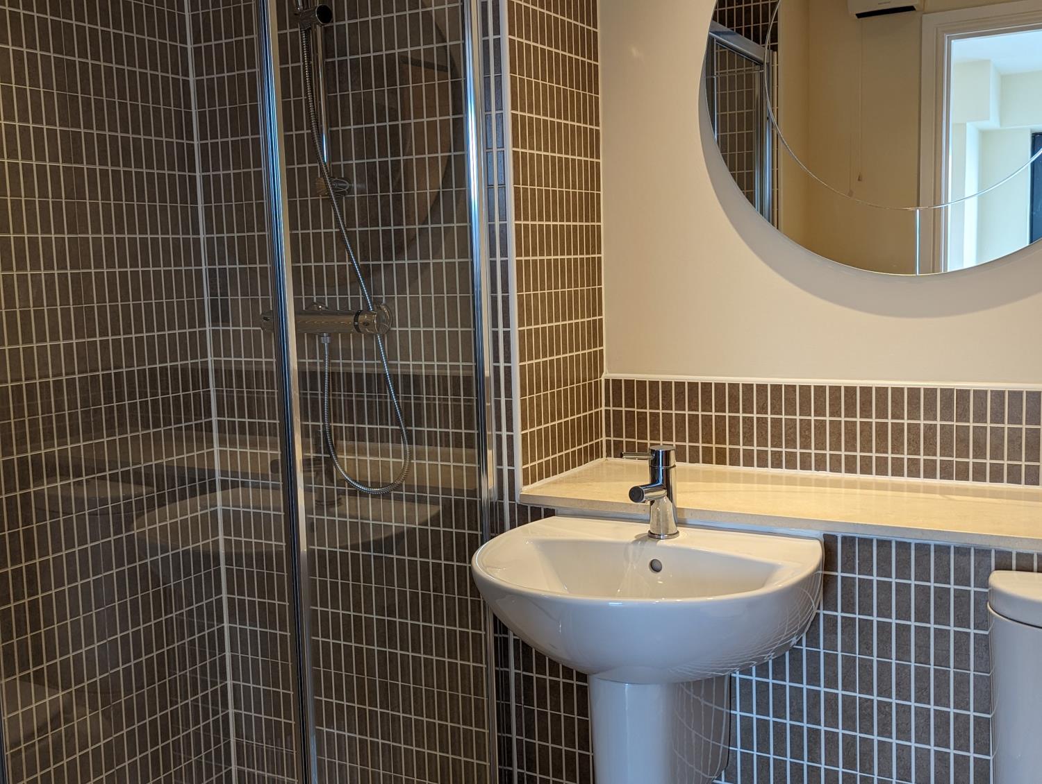 En-suite3