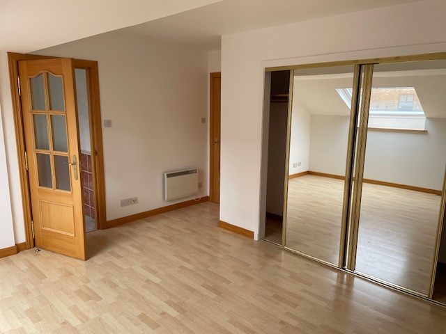 Bedroom 2.1