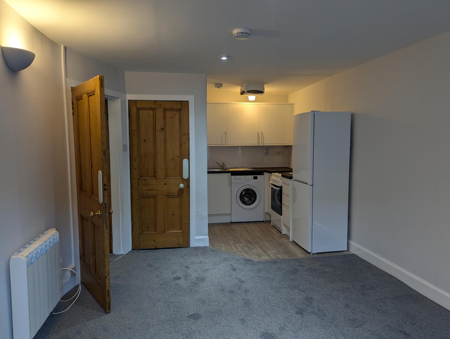 Lounge-Kitchen